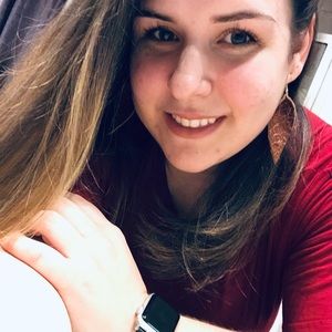 Meet your Posher, Tiffany